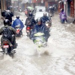 बाढी र पहिरोले १६ जनाको मृत्यु, ८ घाइते, ५ बेपत्ता