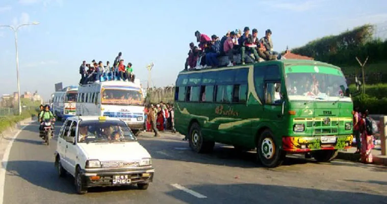 दशैंमा काठमाडौं उपत्यका छोड्नेको संख्या आठ लाख पुग्यो