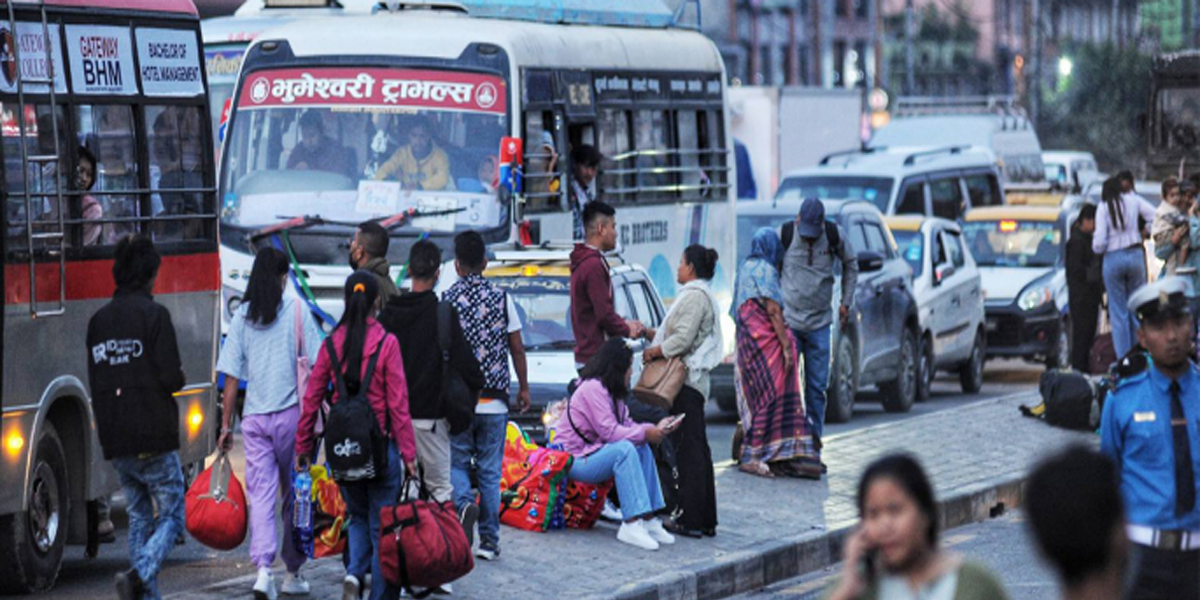  आठ दिनमा तीन लाख ६३ हजारले छाडे काठमाडौं उपत्यका   